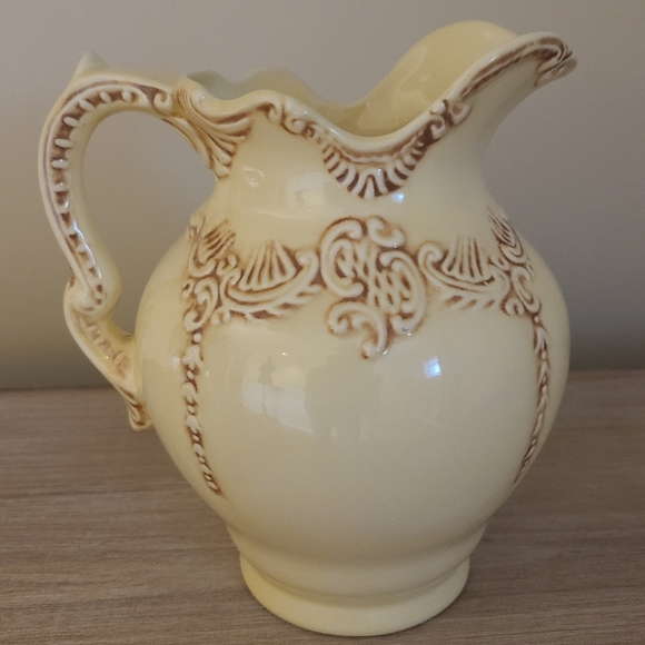 🔥Vintage Arnels 1975 Ceramic Pitcher - Picture 2 of 12